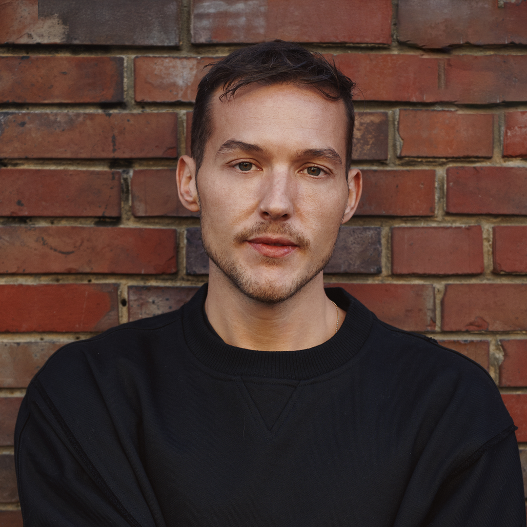 AK26 Website 1080x1080 BenBohmer 1 1.png